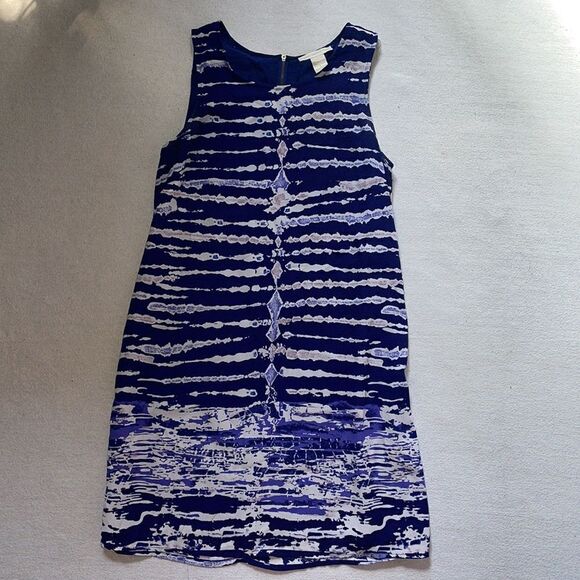 Saint Tropez West Blue and White Designed Shift Dress (Size: 6) - Picture 8 of 16